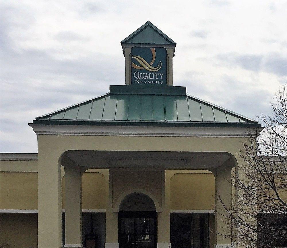 Quality Inn & Suites Дэнвилл Экстерьер фото