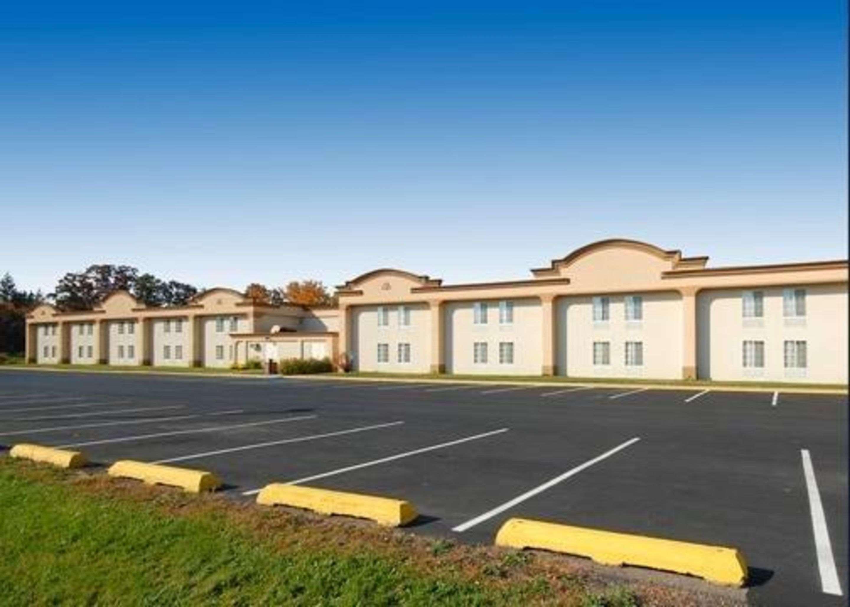 Quality Inn & Suites Дэнвилл Экстерьер фото