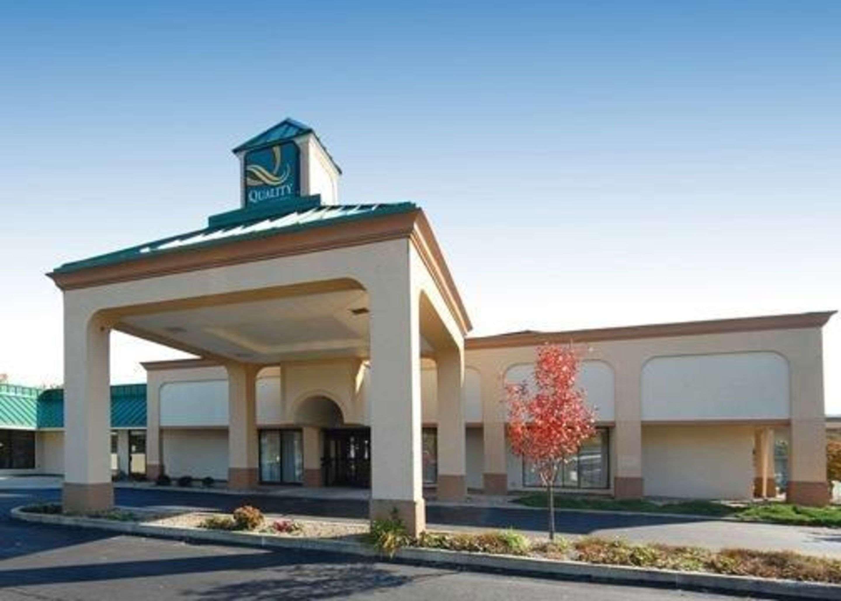 Quality Inn & Suites Дэнвилл Экстерьер фото